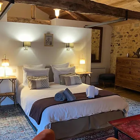 Marguerite Et Table D Hotes De Charme Bed & Breakfast Cadouin