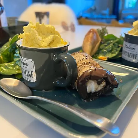 Marguerite Et Table D Hotes De Charme 住宿加早餐酒店
