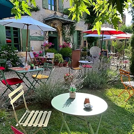 Marguerite Et Table D Hotes De Charme